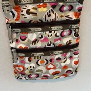 28094 Lesportsac Multicolor Crossbody Bag with hearts